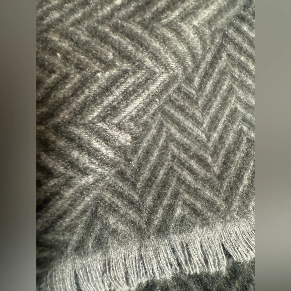 V. Fraas men’s scarf made in Germany eco cashmink herringbonr recycled NWT black